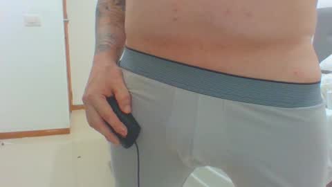 vergagolosa22 online show from October 3, 2025, 4:42 am