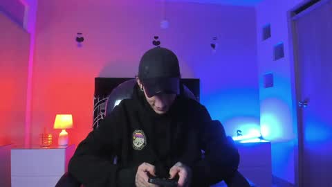 vergil_noir online show from May 5, 2026, 3:25 am