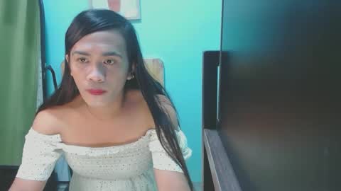 Snapshot of verhenia chatting on December 17, 2024, 2:23 am verhenia online show from December 17, 2024, 2:23 am