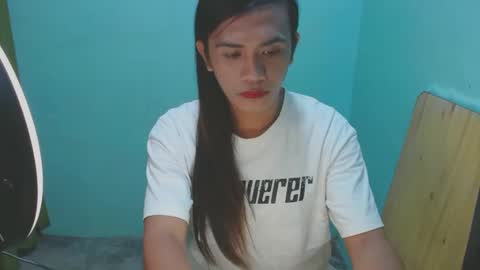 Snapshot of verhenia chatting on January 19, 2025, 2:59 pm verhenia online show from January 19, 2025, 2:59 pm