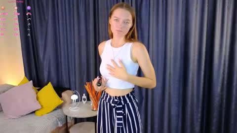 Olivia online show from November 7, 2025, 2:11 am