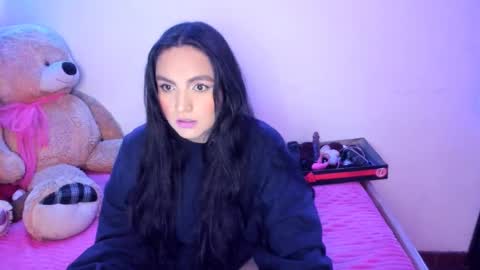 Snapshot of vero_jhonson chatting on January 2, 2025, 3:37 am karolina online show from January 2, 2025, 3:37 am