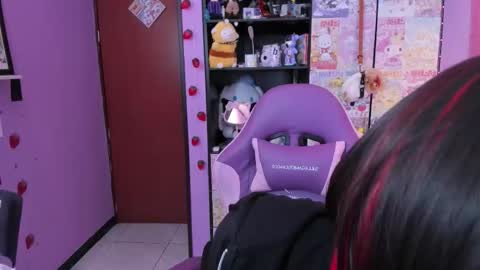     online show from February 6, 2026, 11:52 pm