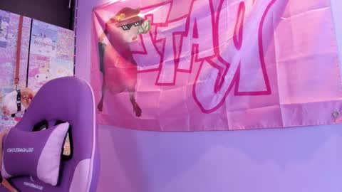     online show from February 10, 2026, 11:20 pm