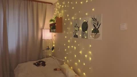 Veronica online show from November 11, 2025, 11:21 am