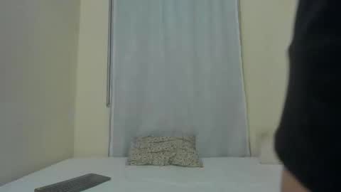 Snapshot of verohoneymoon chatting on February 2, 2026, 4:33 am Veronica online show from February 2, 2026, 4:33 am