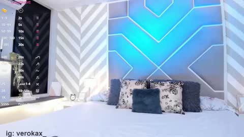 Snapshot of verokax chatting on October 2, 2025, 4:19 am Vero online show from October 2, 2025, 4:19 am