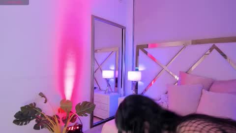 Snapshot of verokax chatting on November 8, 2025, 4:34 am Vero online show from November 8, 2025, 4:34 am