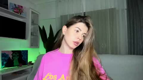 Lolitalolz online show from January 21, 2025, 8:11 pm