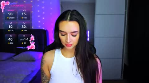 Veronica online show from December 3, 2025, 9:02 pm