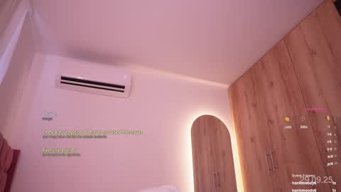 Veronica online show from September 29, 2025, 1:05 pm