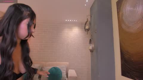 Vero  online show from September 11, 2025, 10:15 am