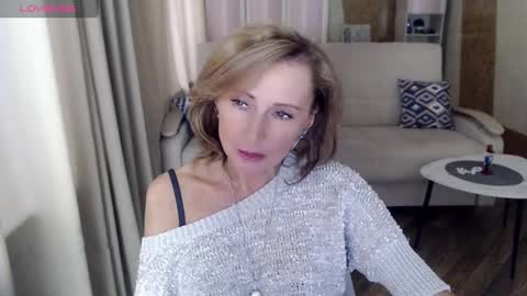 Helen online show from December 15, 2024, 9:56 am