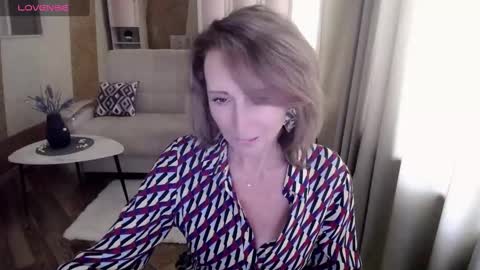 Helen online show from February 6, 2025, 8:29 am