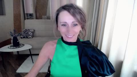 Helen online show from February 21, 2025, 5:13 am