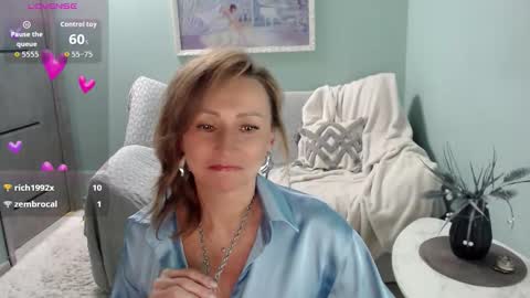 Helen online show from October 18, 2025, 6:16 am