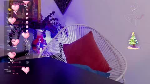 Veronica Gills online show from December 10, 2024, 9:33 pm