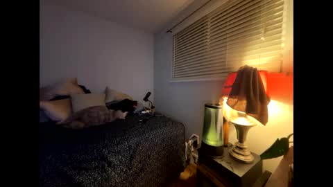 Veronica Lake online show from February 27, 2026, 8:03 am