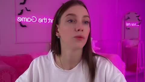 Veronica online show from October 21, 2025, 6:25 am