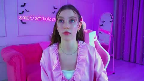 Veronica online show from November 6, 2025, 6:31 pm