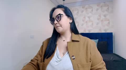 veroniicabbw online show from January 6, 2025, 11:51 am