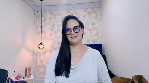 veroniicabbw online show from January 6, 2025, 2:58 pm