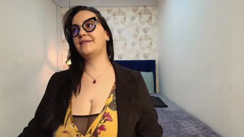 veroniicabbw online show from February 7, 2025, 12:17 pm