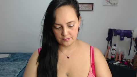 Snapshot of veroniicabbw_ chatting on May 17, 2026, 2:46 pm veroniicabbw_ online show from May 17, 2026, 2:46 pm