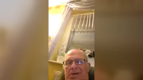 Snapshot of veronika456 chatting on June 17, 2026, 11:38 pm veronika456 online show from June 17, 2026, 11:38 pm
