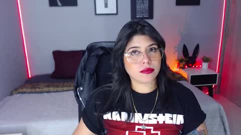 Miss Veronika online show from January 30, 2025, 8:10 pm