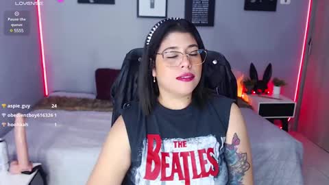 Miss Veronika online show from March 5, 2025, 3:18 pm