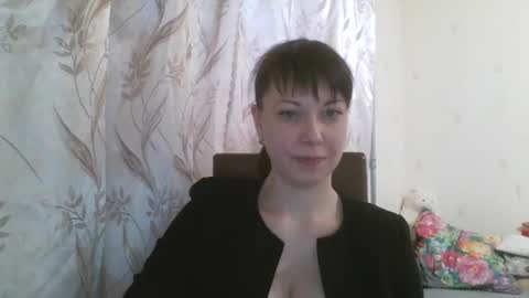 veronika_xi online show from March 3, 2025, 12:58 pm