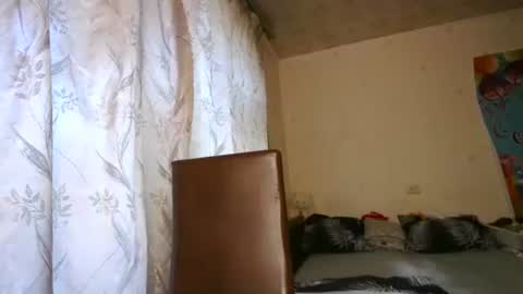 veronika_xi online show from September 10, 2025, 7:08 am