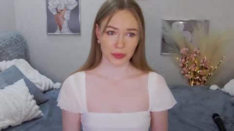 Snapshot of veronikamitchel chatting on February 11, 2025, 9:56 pm Veronika online show from February 11, 2025, 9:56 pm