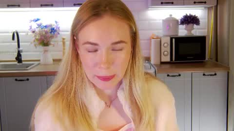 Snapshot of veronikamitchel chatting on September 30, 2025, 5:40 pm Veronika online show from September 30, 2025, 5:40 pm