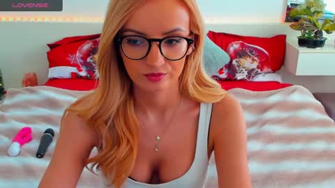 VerraSweet4u online show from February 13, 2025, 7:13 am