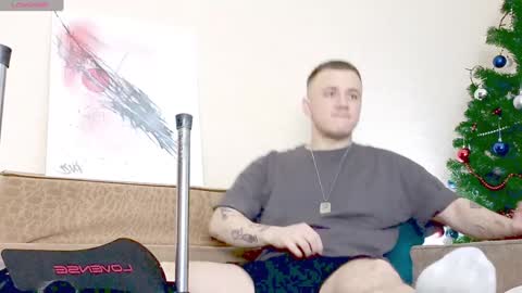 Ethan online show from December 7, 2024, 2:46 pm