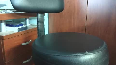 Erik online show from February 25, 2026, 8:18 pm