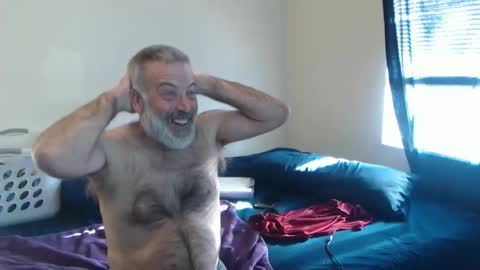 hairy man online show from May 1, 2026, 11:53 pm
