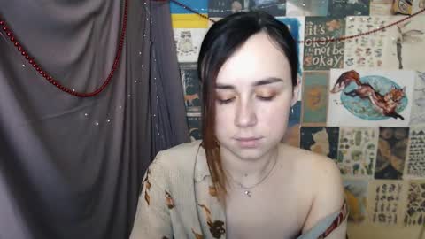 veryveryvery_shy online show from December 21, 2024, 9:55 am