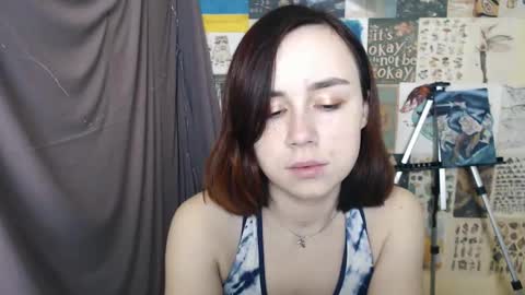 veryveryvery_shy online show from January 23, 2025, 6:49 am