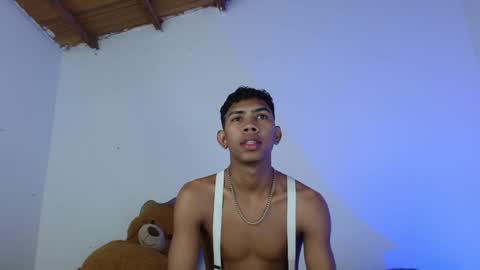 vesperth_supercock online show from February 4, 2025, 12:44 pm