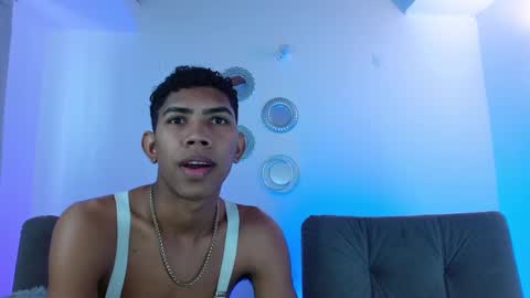 vesperth_supercock online show from February 7, 2025, 6:56 pm