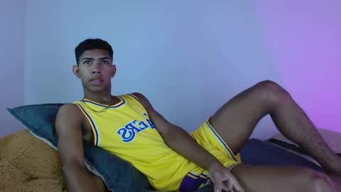 vesperth_supercock online show from February 8, 2025, 6:55 pm