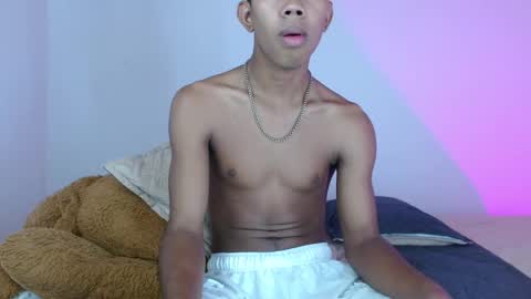 vesperth_supercock online show from February 10, 2025, 6:56 pm