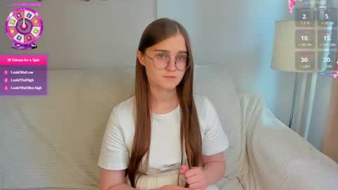 Emma  Sofa online show from July 20, 2026, 2:52 pm