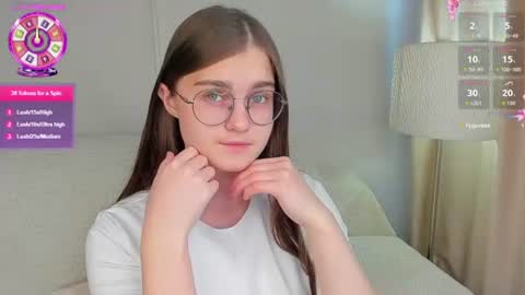 Emma  Sofa online show from July 26, 2026, 2:02 pm