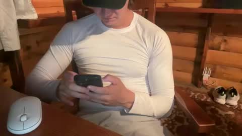 HendasWerout online show from September 27, 2025, 1:54 am