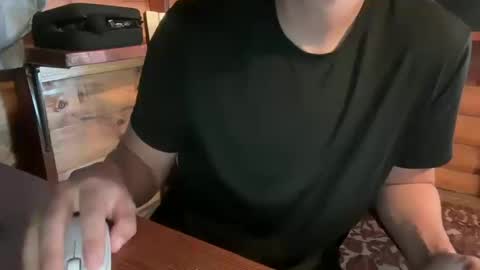 HendasWerout online show from October 10, 2025, 2:38 pm