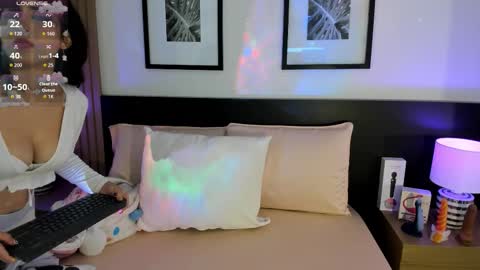 Anaya online show from November 9, 2025, 11:30 am